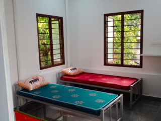 hostel-2km-from-infopark